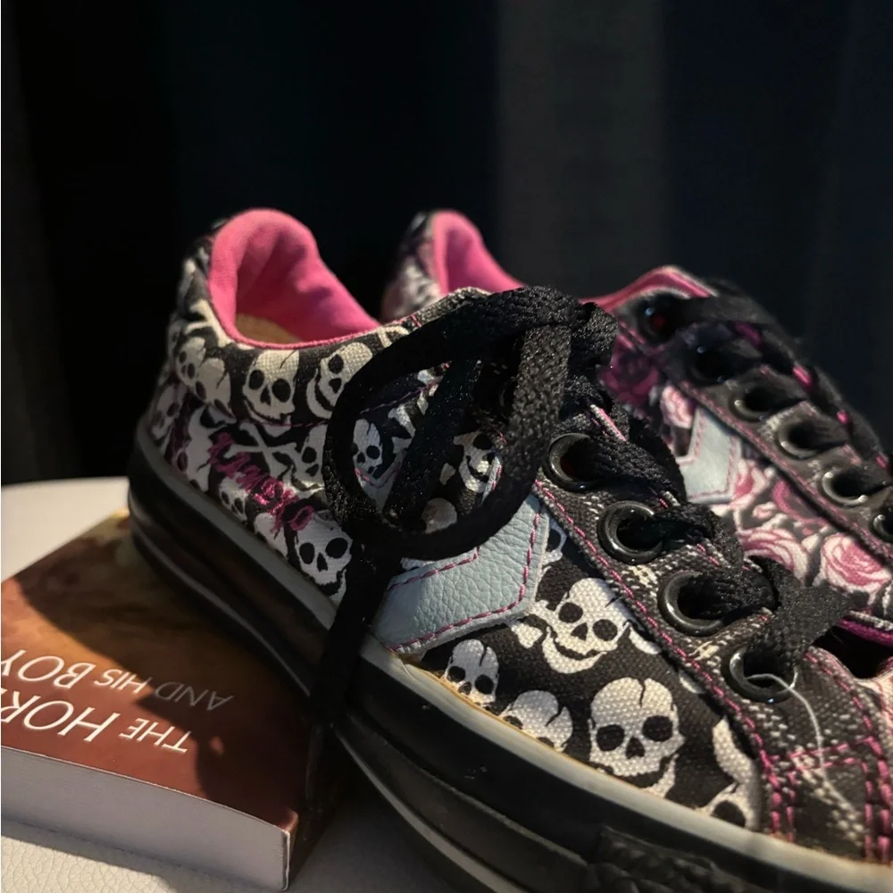 Womens Black and Pink Skull and Roses custom converse Sneakers - Picture 7 of 10